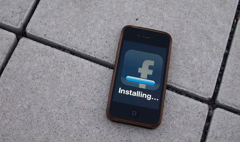 Ciąg dalszy mobilnej ekspansji Facebooka: Aplikacje zaczną śledzić użytkowników
