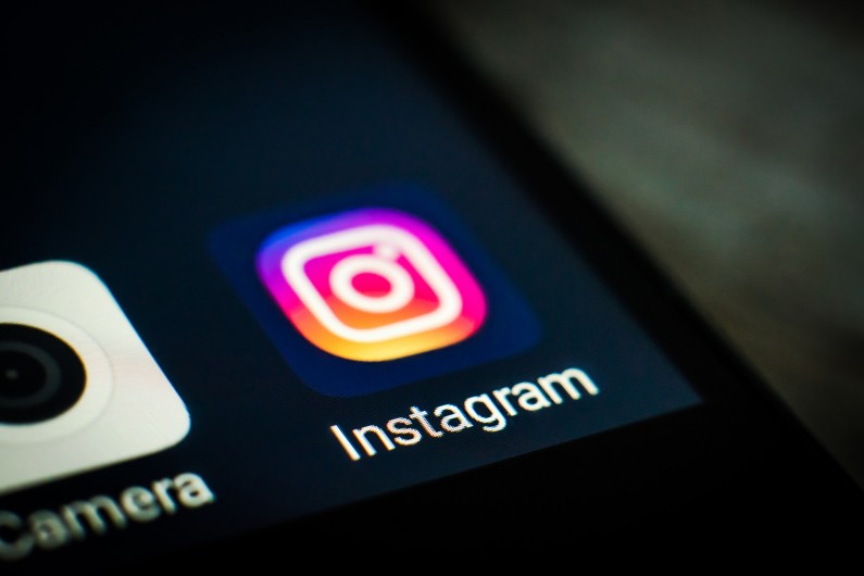 Instagram pozwoli profilom publicznym na usuwanie obserwatorów?