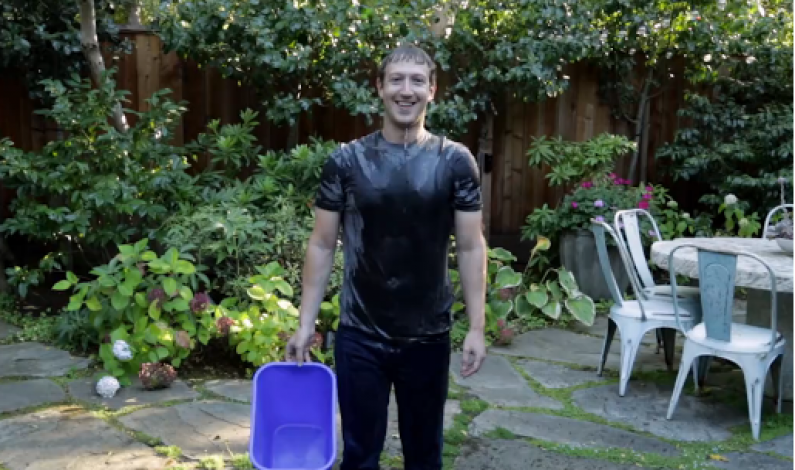 10 najciekawszych splashy na Facebooku