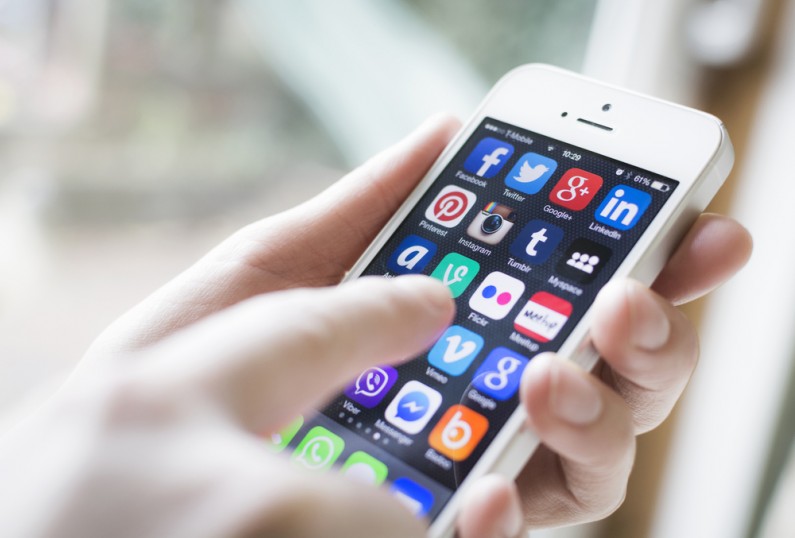 Aplikacje mobilne zdetronizują serwisy społecznościowe!