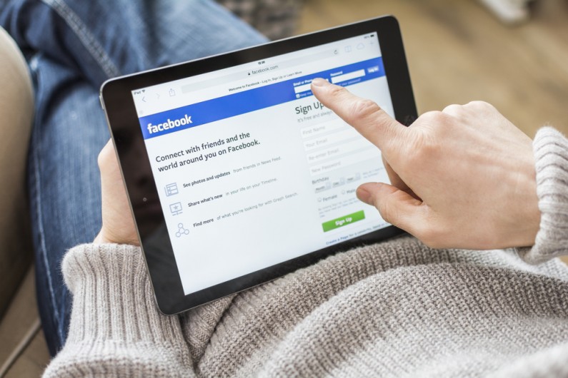 Na stronach firmowych Facebooka pojawią się nowe sekcje poświęcone usługom i sprzedaży