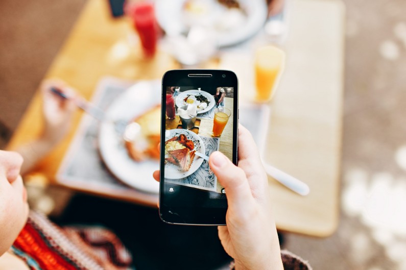 10 aplikacji, które pozwolą Ci urozmaicić treści na Instagram Stories