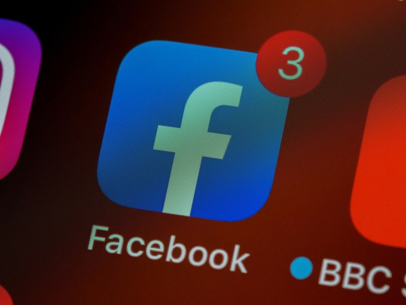 Facebook testuje posty sponsorowane w grupach tematycznych