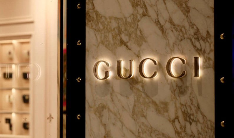 Facebook i marka Gucci podjęli stosowne kroki sądowe w walce z fałszerzami