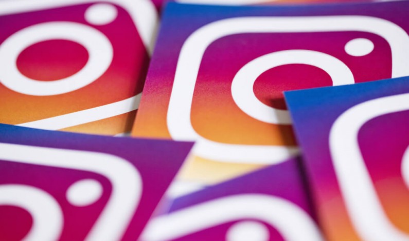Instagram testuje nową naklejkę w Stories, która będzie przypominać użytkownikom o wydarzeniach