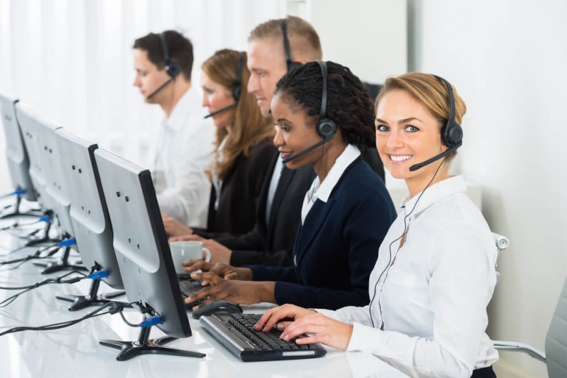 Jak powinna działać telefoniczna obsługa klienta w biznesie?