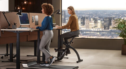 ergonomia w biurze biurka