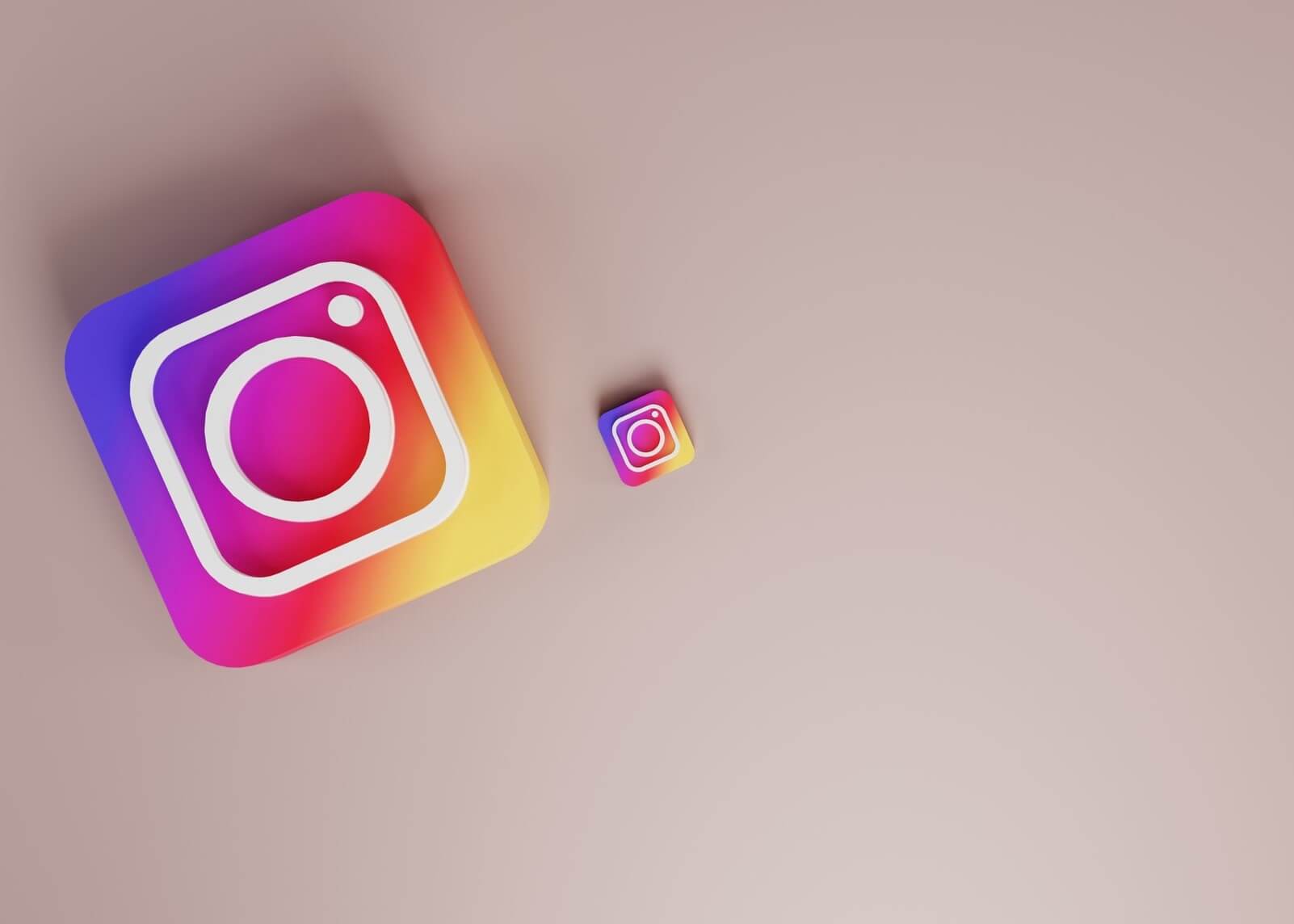 Mała i duża ikona Instagrama.