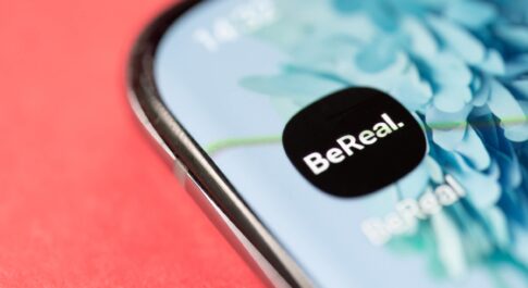 Ikona aplikacji BeReal na smartfonie